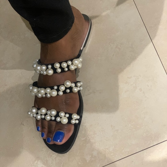 Zara Velvet Pearl Sandals - Picture 6 of 10